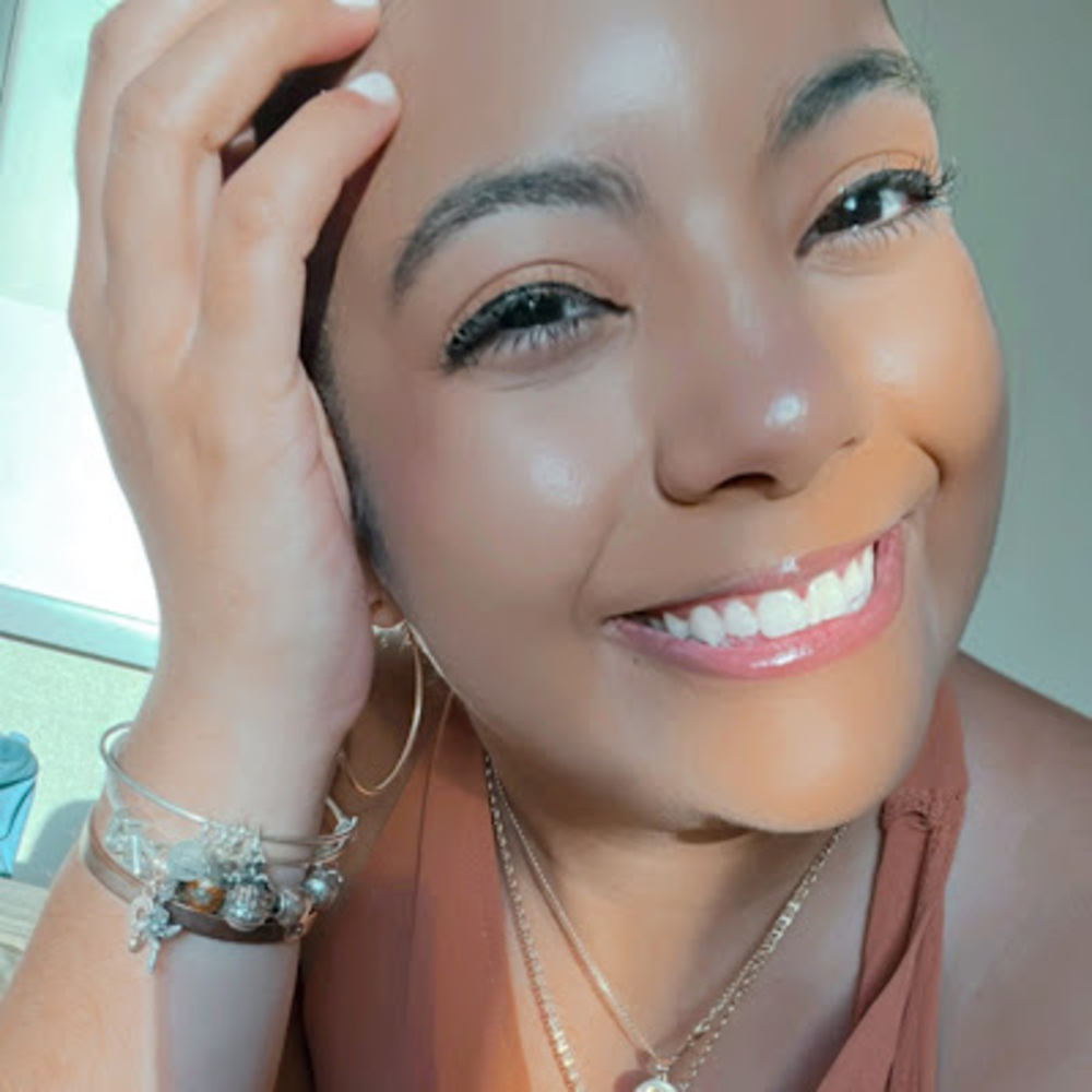 Meet your Posher, Pamela